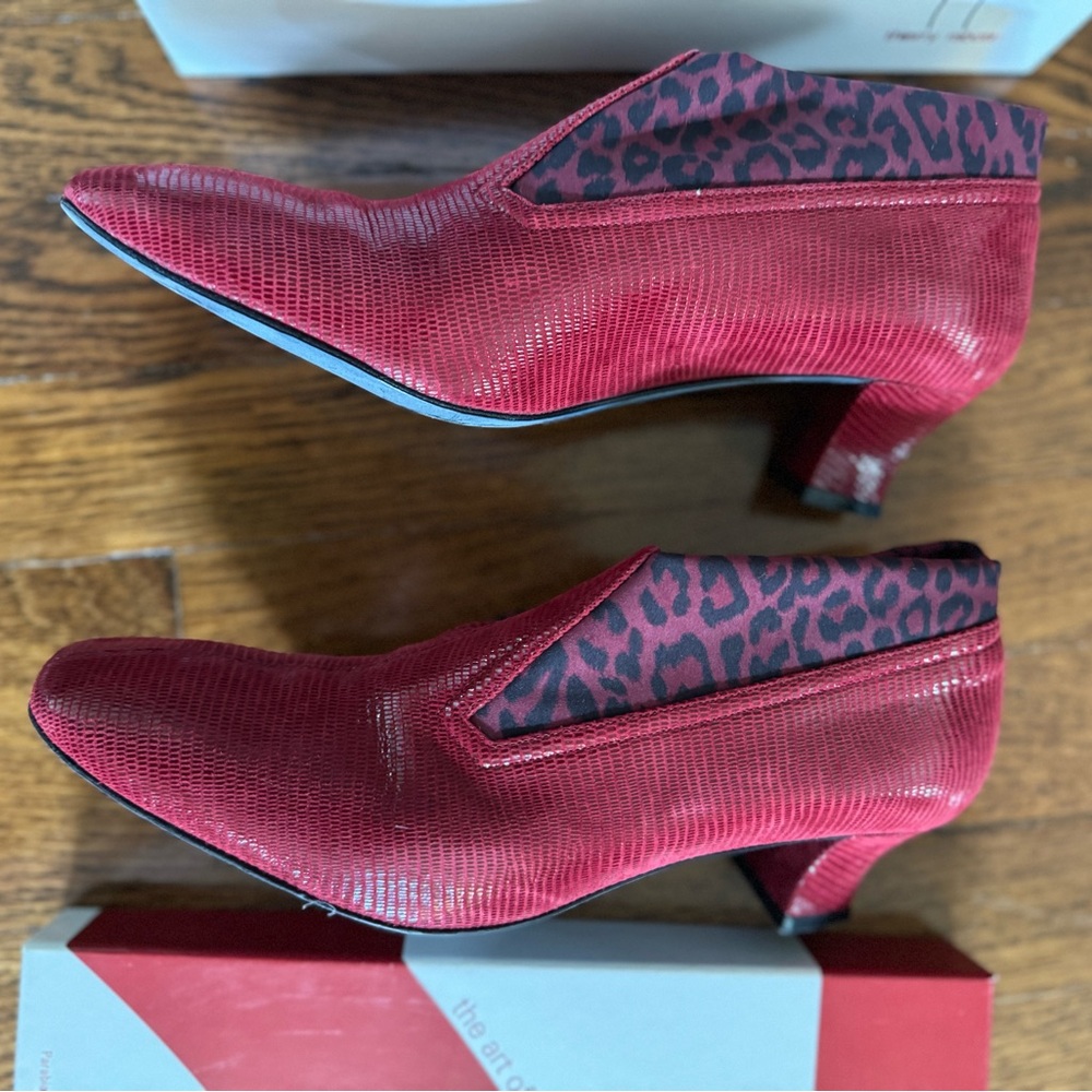Thierry Rabotin size 38.5 (7.5/8m) hand designed red shoes.